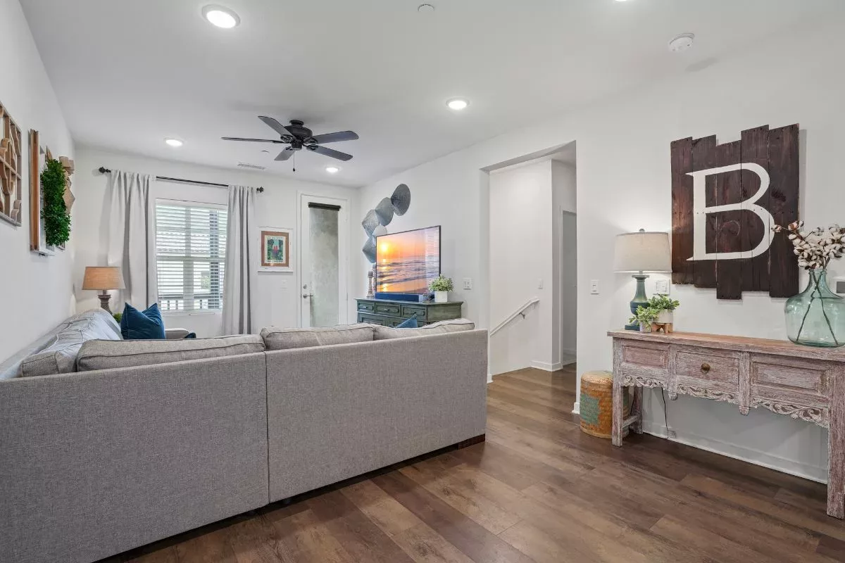 Caspersen Group-155 Diamante Rd-web-07