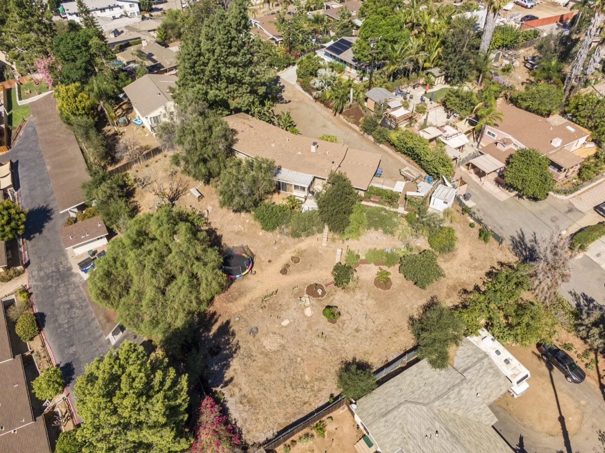 Caspersen Group - 333 Woodcrest Ln - web - 44