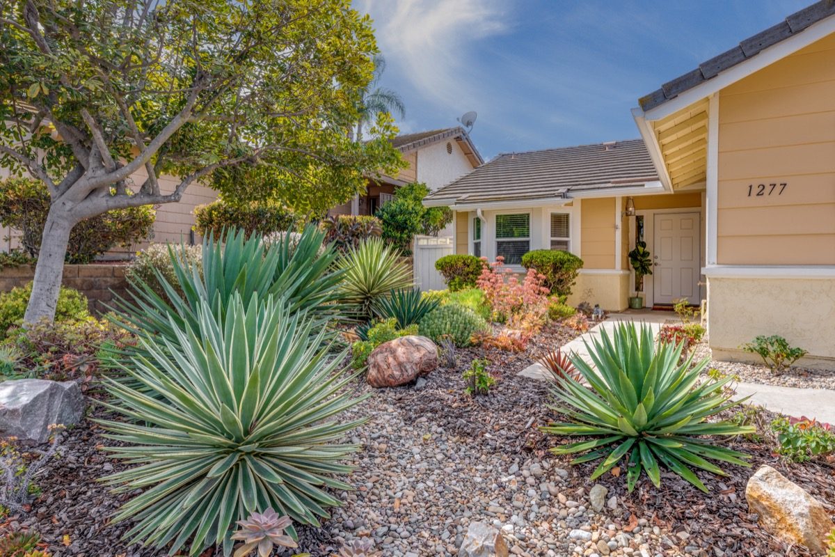 Caspersen Group - Real Estate - web - 1277 Longfellow Rd-4